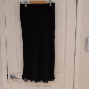 Flowy Layered Black Skirt – Marks & Spencer – Size 16